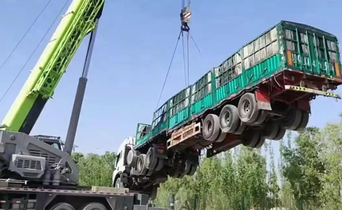 龙沙区道路脱困救援案例